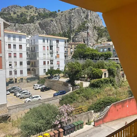 Casa Palazzo Giallo